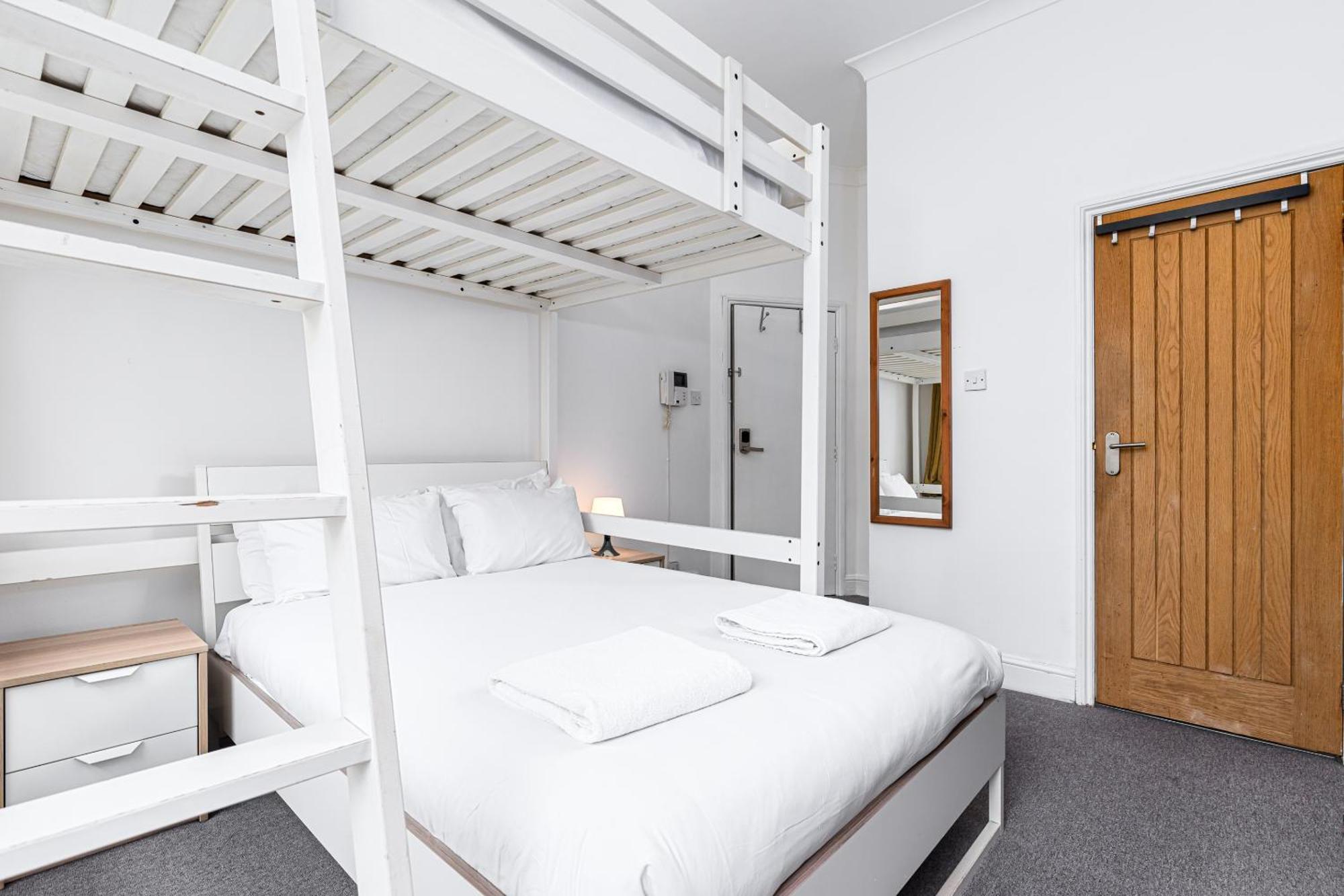 Bed & Breakfast Ryam Londra